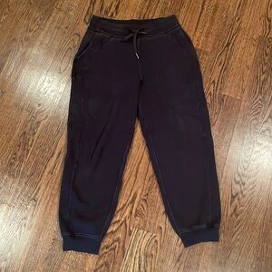 LULULEMON size 6 Sweatpant joggers Black